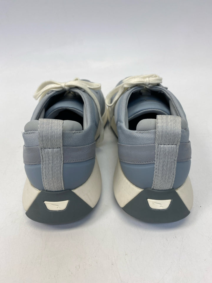 Size 11 Blue Lace-Up Men&