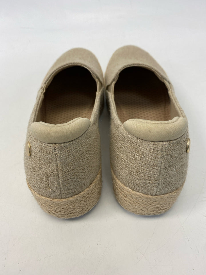 Skechers US Shoe Size 7.5 Tan Flats