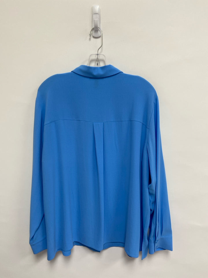 NWT Eileen Fisher Size XL Powder Blue Button Up Ladies Top