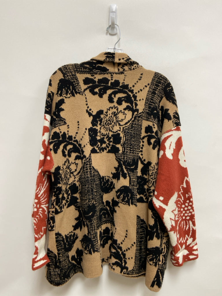 Anthropologie Size XS Tan Black/White Flowers Drape Ladies Sweater