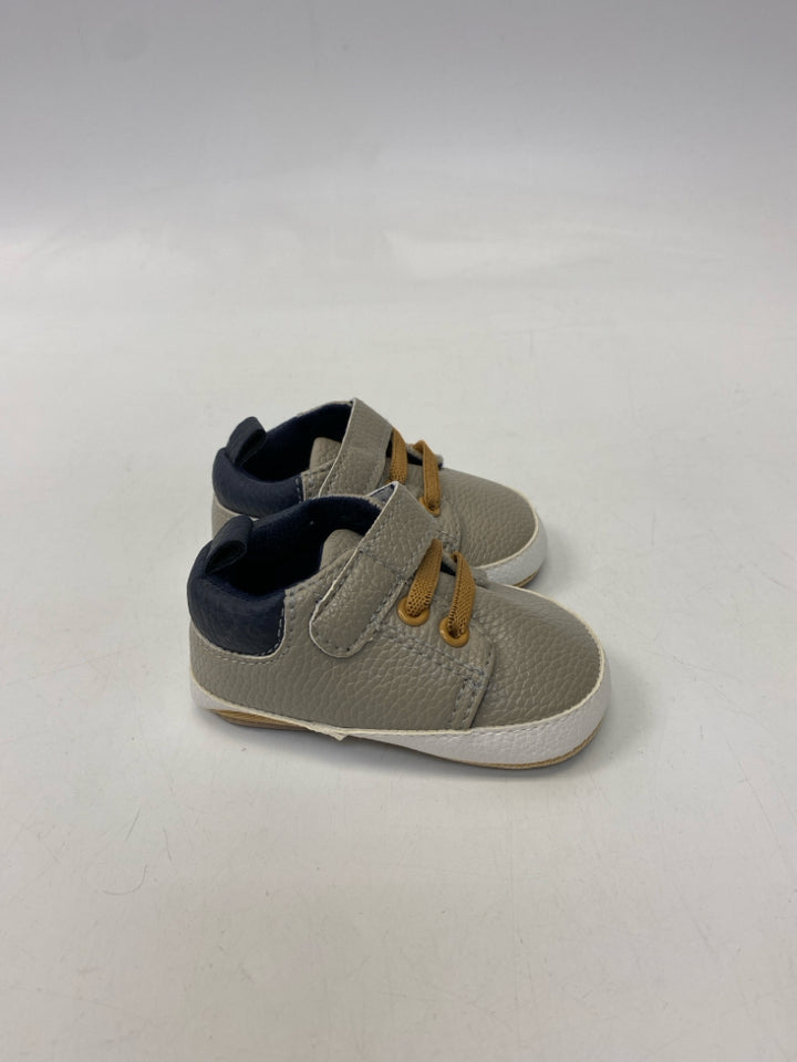 SIZE 1 Taupe Navy Boy&