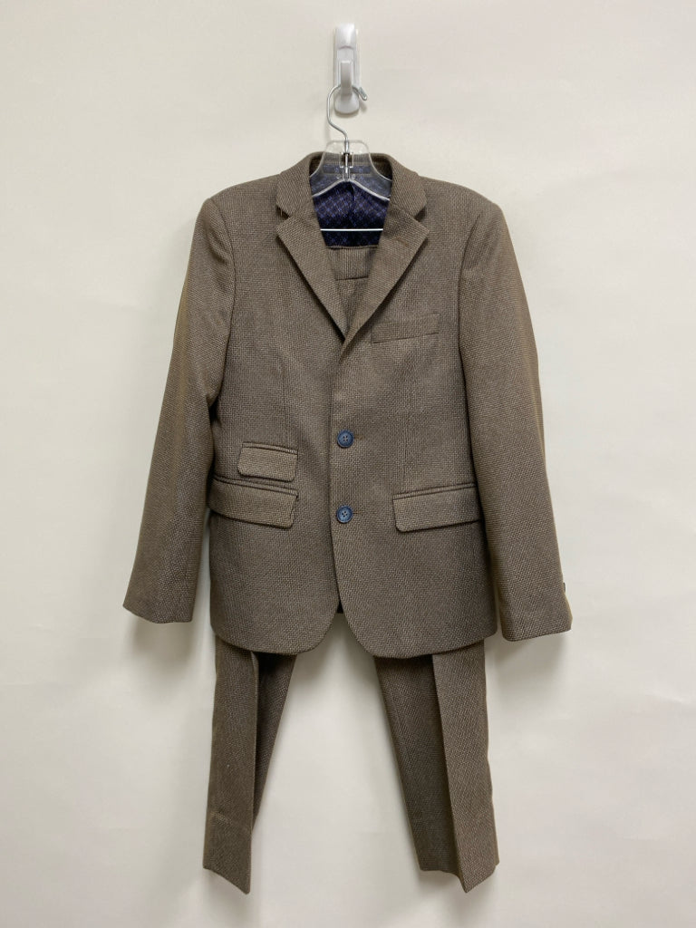 Mizrahi SIZE 10 Brown Texture Boy&