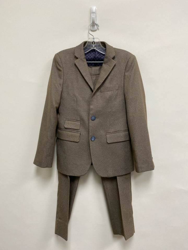 Mizrahi SIZE 10 Brown Texture Boy&