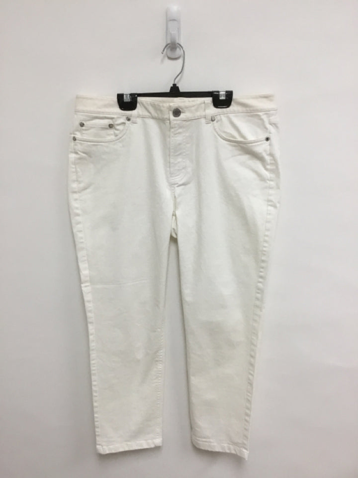 Brooks Brothers Size 12 White Cropped Ladies Pants
