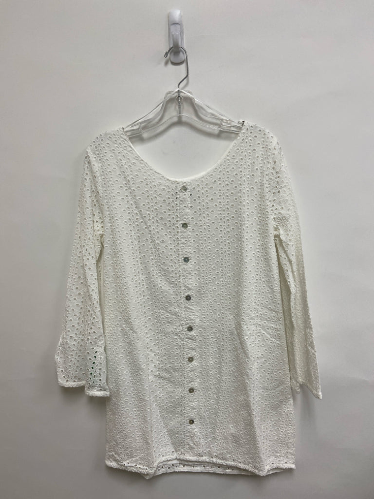 Size M White Eyelet Ladies Dress