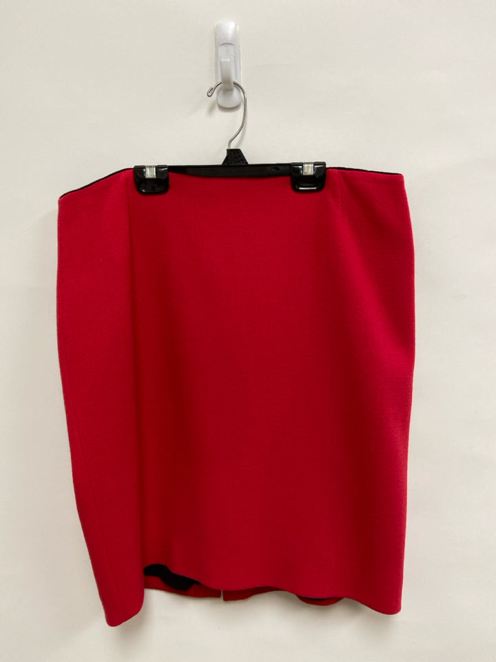 LAFAYETTE 148 Size 14 Red Texture Ladies Skirt