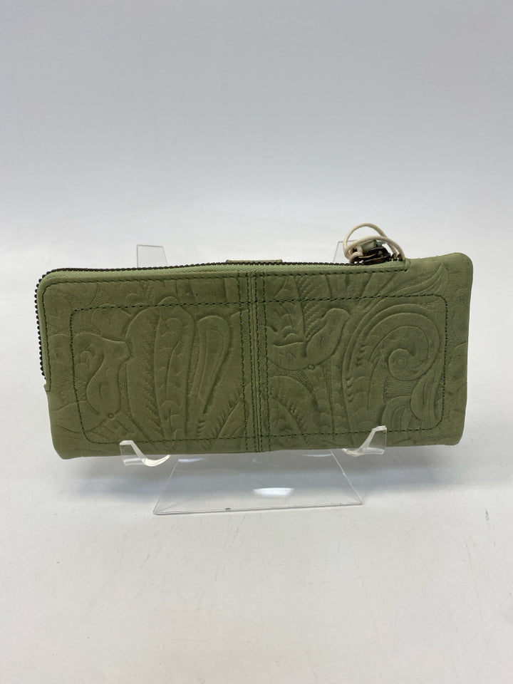 NWT American Leather Co Green Tooled Wallet
