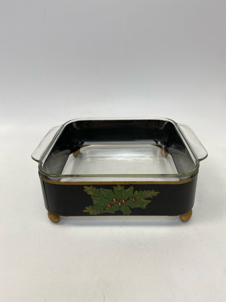 Pyrex Black Clear Christmas