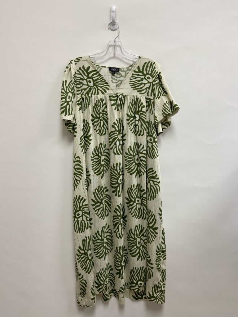 GiGiO Size M Cream Green Print V Neck Ladies Dress