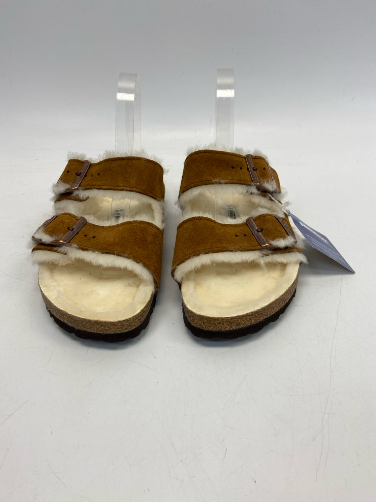 NWT Birkenstock  Size 9 Chestnut Cream Sandals