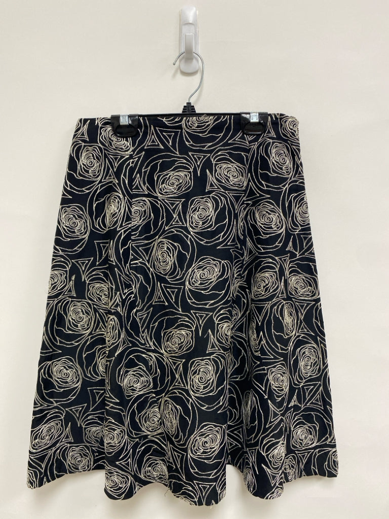 White + Warren Size 4 Black Cream Embroidered Silk Ladies Skirt