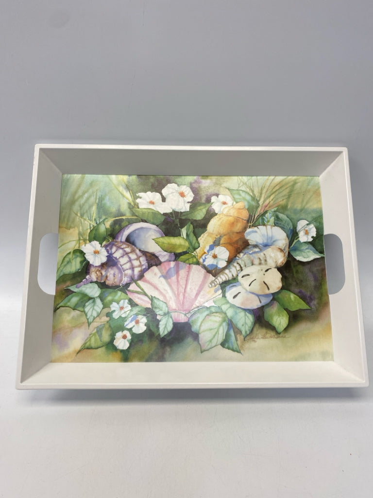 White Green/Multi Shells Tray