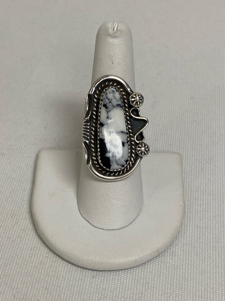 Silver Black/White Stones Ring