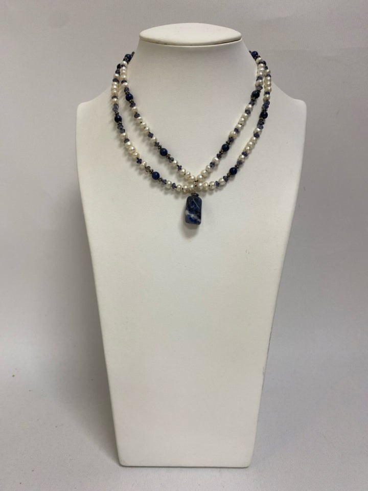 Blue Pearl Beaded Necklace