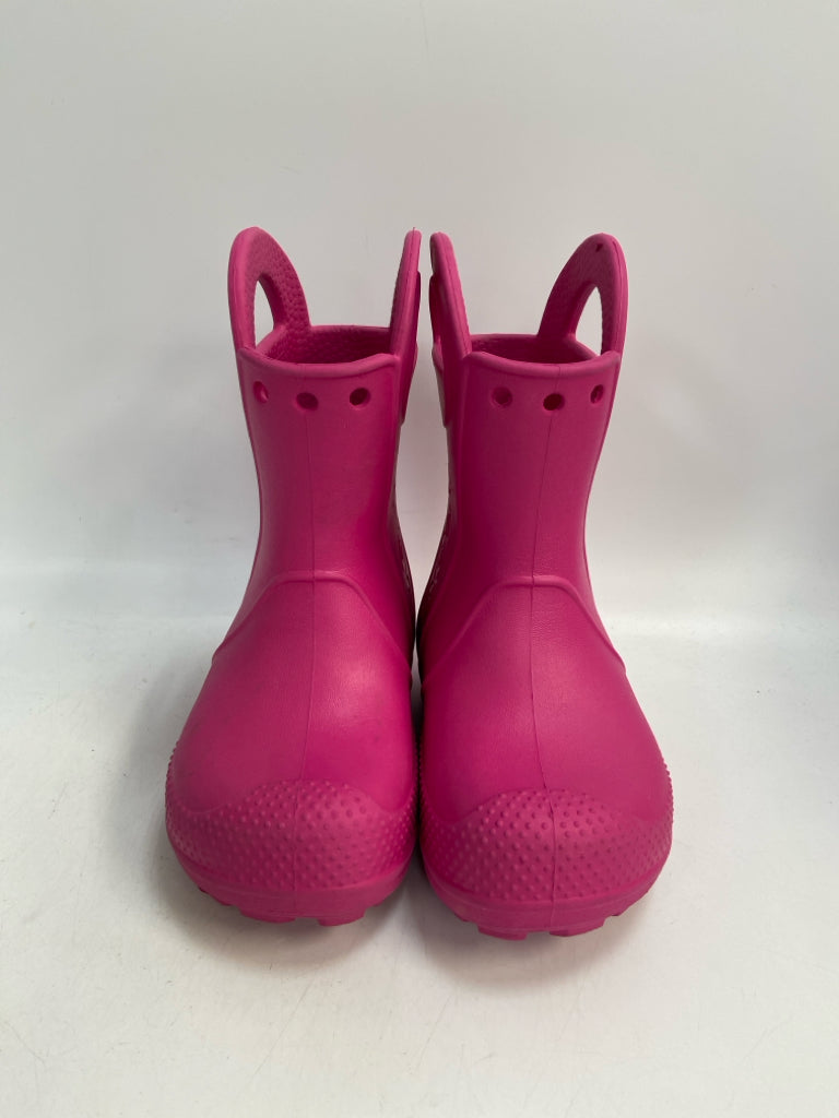 Crocs SIZE 7 Dark Pink Girl&