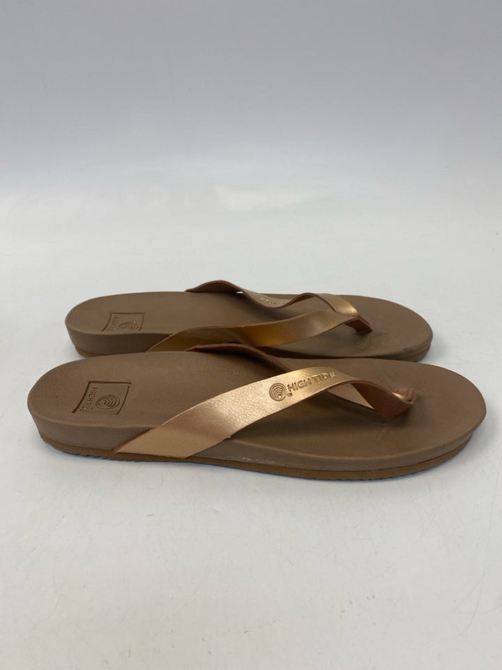 NWOT  Size 10 Gold Metallic Sandals
