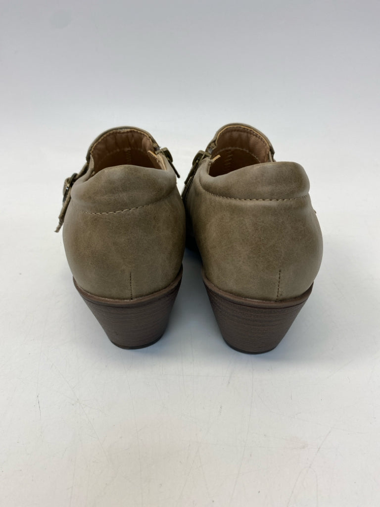 Kim Rogers  Size 7.5 Brown Heels