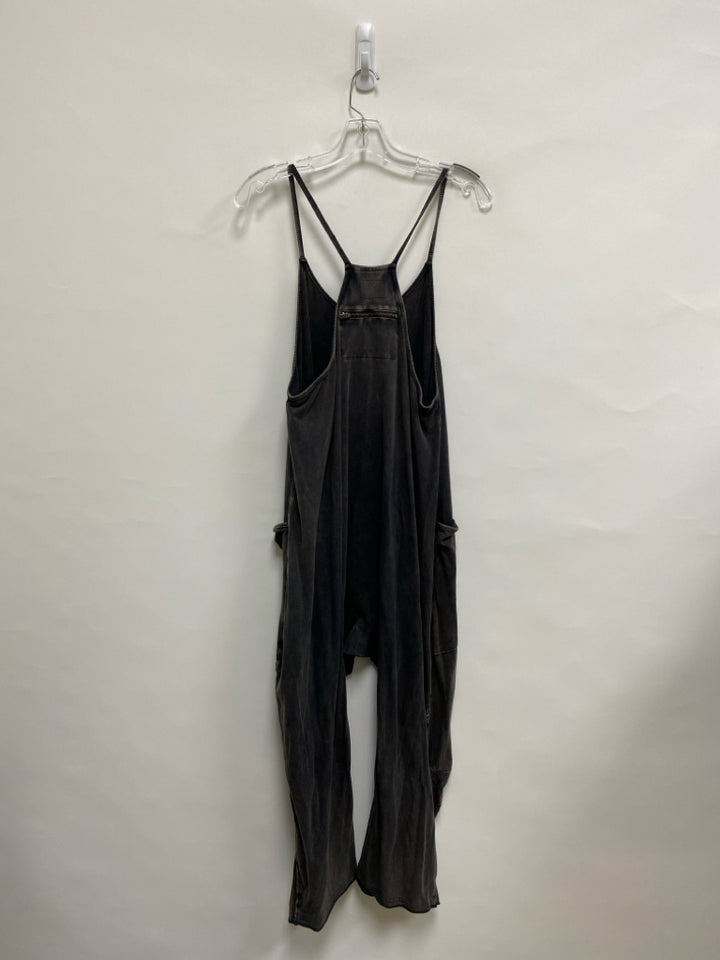 Free People Size XS Faded Charcoal Sleeveless Ladies Jumpsuit
