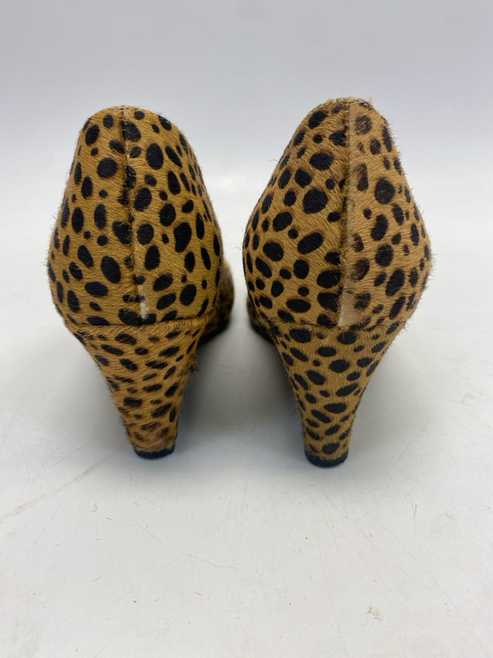 Johnston/Murphy US Shoe Size 8 Tan/Brown Animal Print Heels