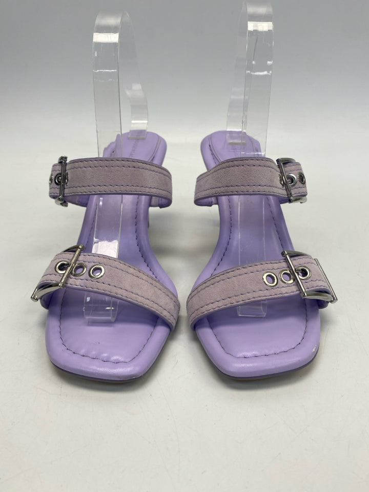 Wht House/Blk Mkt  Size 8.5 Lavender Sandals