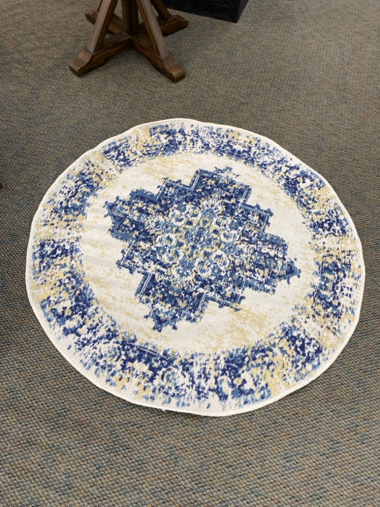 Cream Blue Print Rug