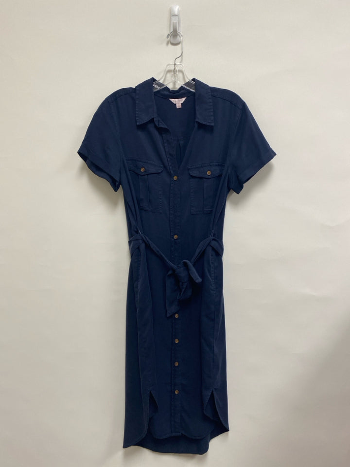 Size M Navy Button Up Ladies Dress