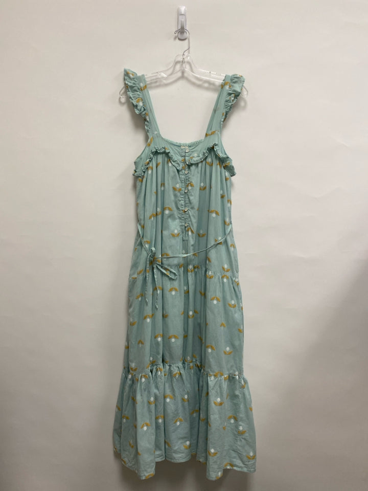 Size S Seafoam Yellow/White Ruffles Sleeveless Ladies Dress