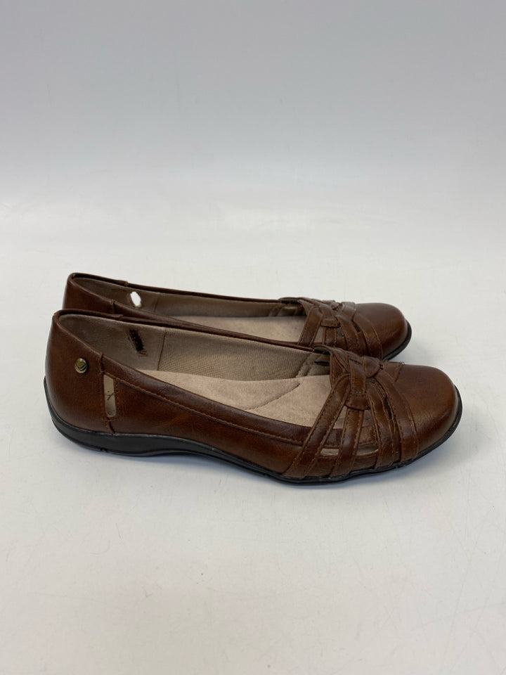 Life Stride  Size 7 Brown Flats