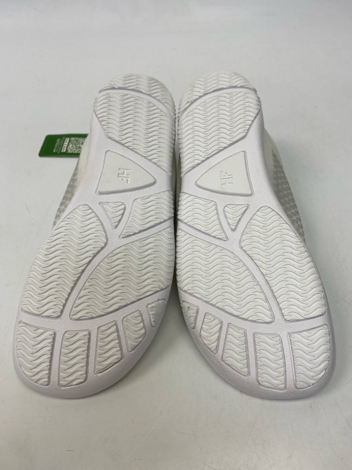 NWT Hike Footwear  Size 11 White Lace-up Sneakers