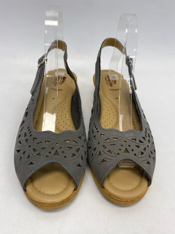 Spring Step  Size 41 Gray Perforated Sandals