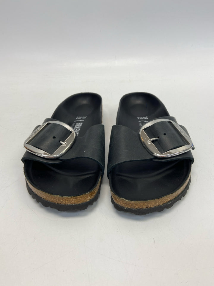 Birkenstock  Size 8 Black Silver Buckle(s) Sandals