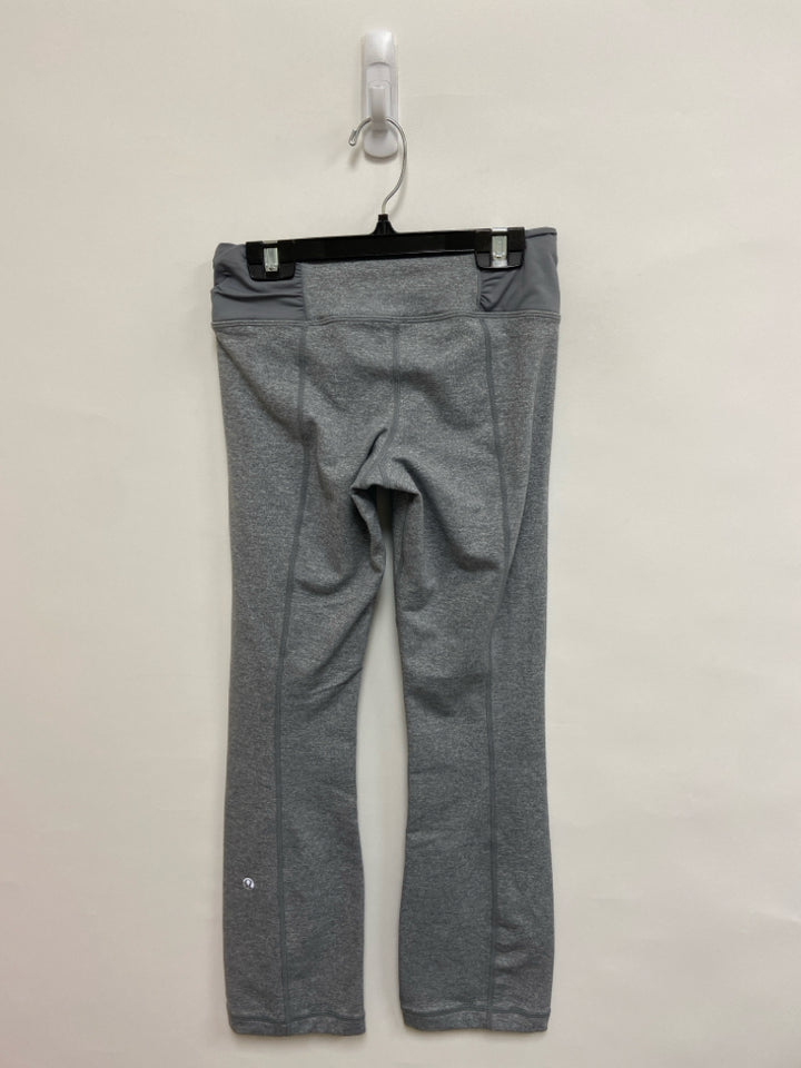 Lululemon Size 4 Gray Heather Cropped Athletic Leggings