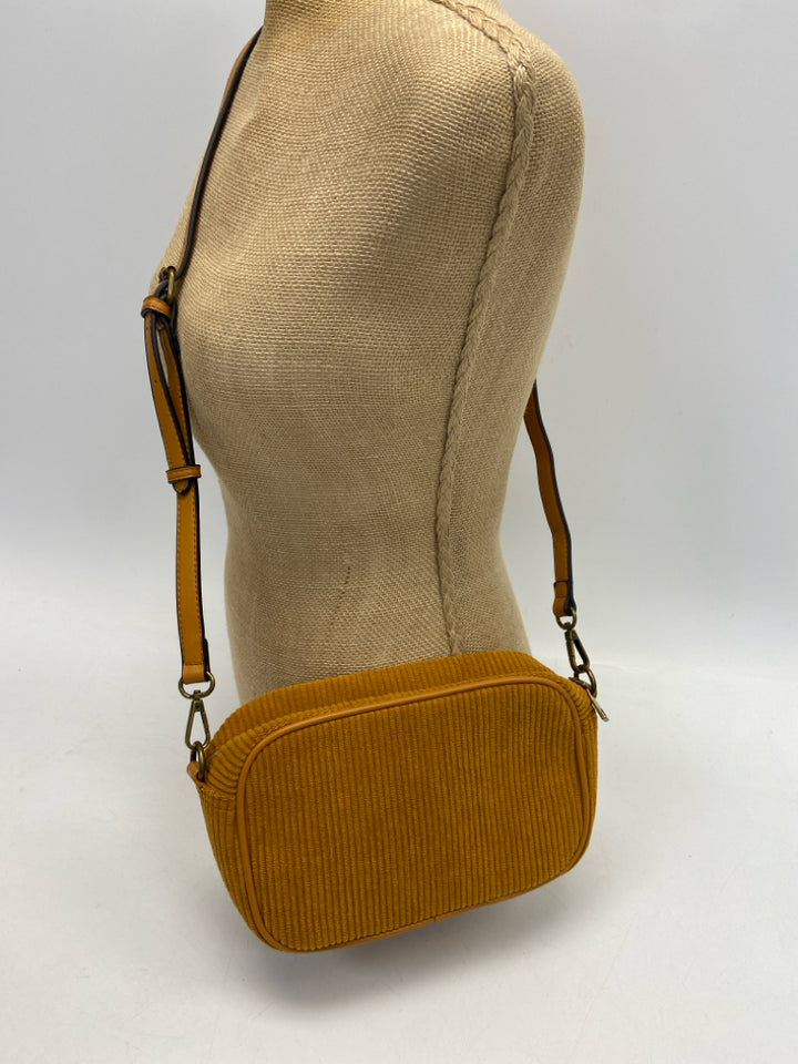 Simply Noelle Chestnut Ribbed Crossbody