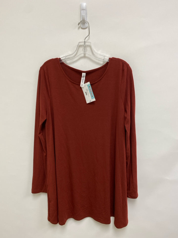 NWT Zenana  SIZE  1X Brick Plus Size Top