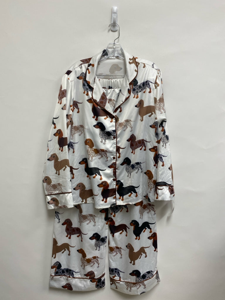 Size XL White Brown/Black Dogs Ladies 2pc Pajamas