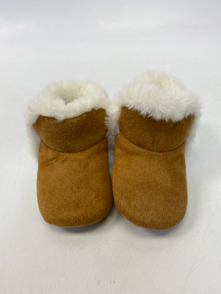 Gap SIZE 6-12M Brown Cream Girl&