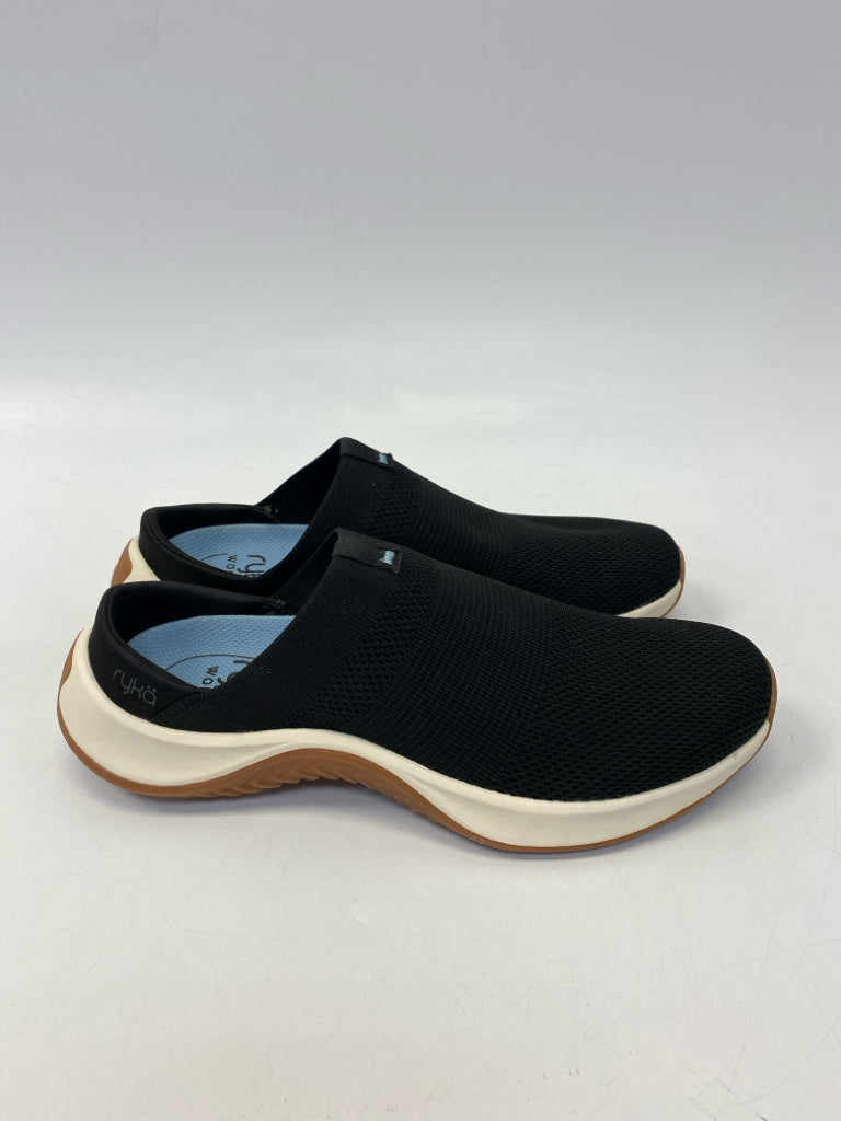 NWOT Ryka  Size 9 Black Fabric Sneakers