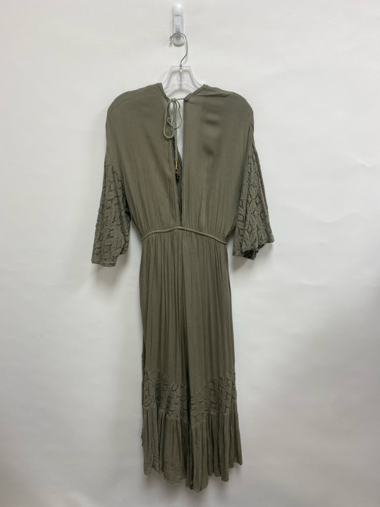 Free People Size XS Olive Green Lace 3/4 Sleeve Ladies Jumpsuit