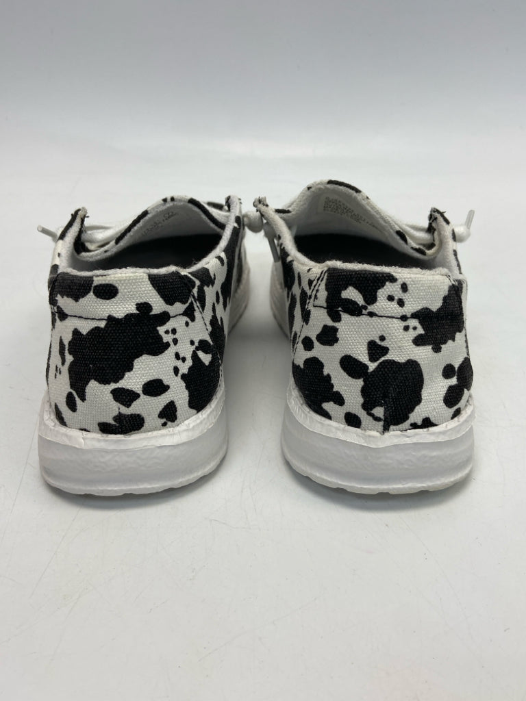 Gypsy Jazz  Size 7 Wht/blk Animal Print Sneakers