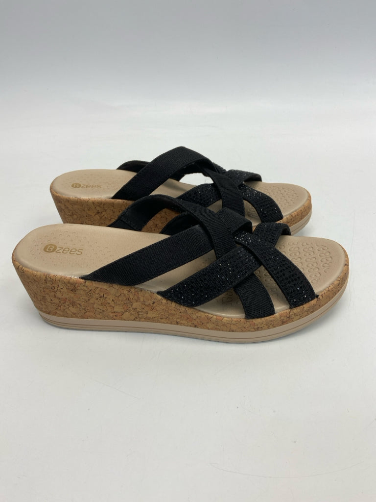 Bzees  Size 10 Black Crisscross Sandals