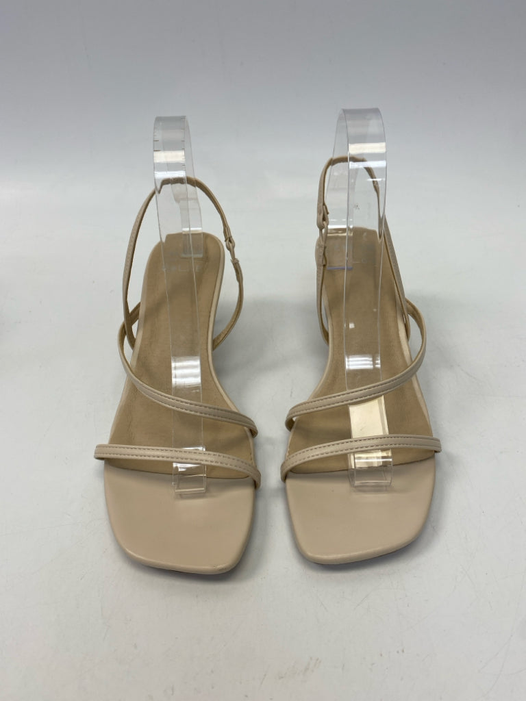 Size 9 Beige Sandals