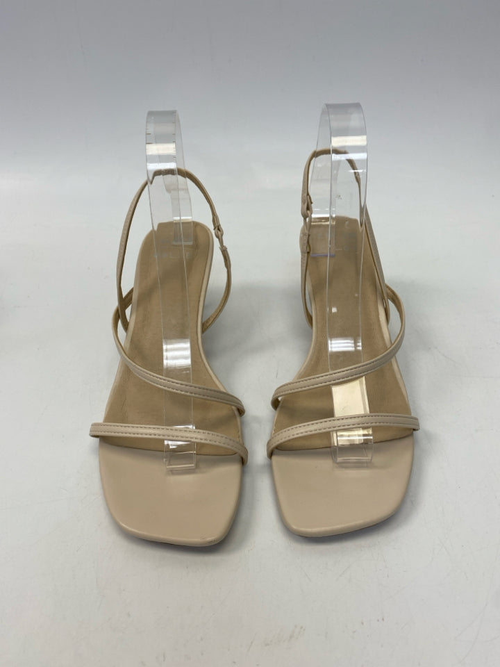 Size 9 Beige Sandals