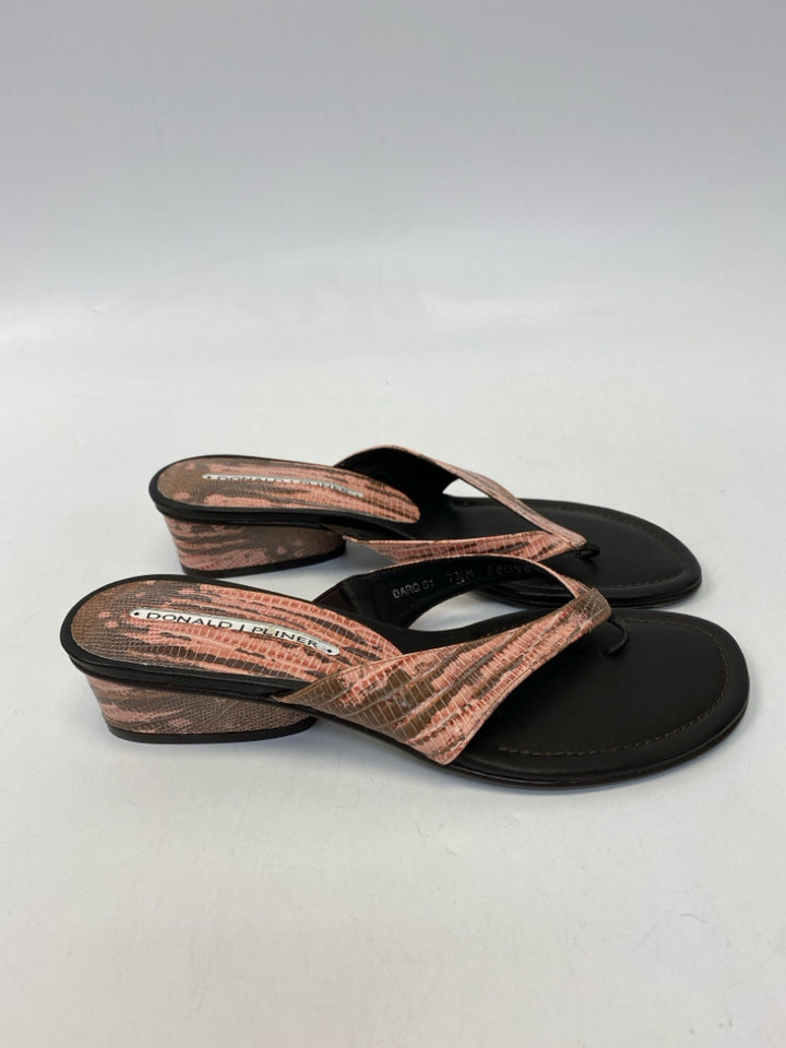 Donald Pliner  Size 7.5 Coral Brown Snakeprint Sandals