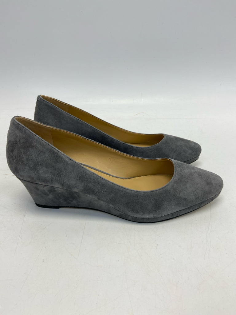 Talbots  Size 9 Gray Suede Heels