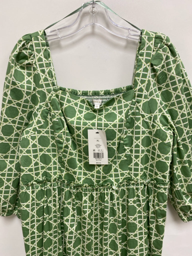 NWT Crown &amp; Ivy Size XL Green White Basketball Ladies Dress