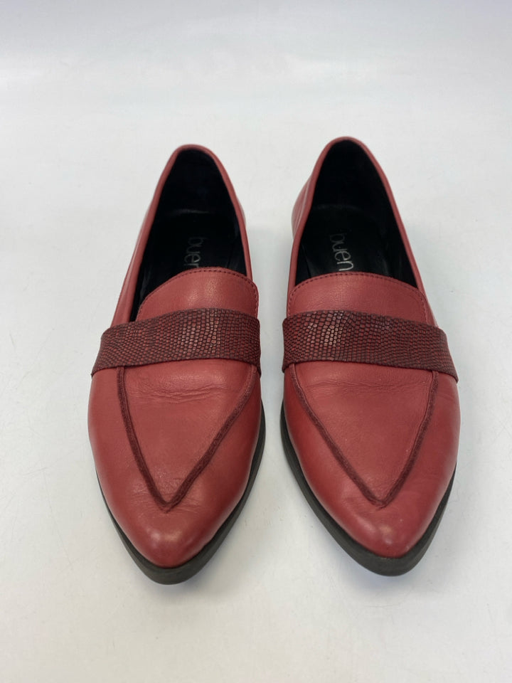 Bueno  Size 39 Dark Red Flats