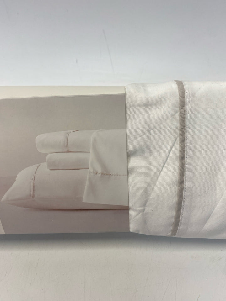 White Gray Trimmed Sheets
