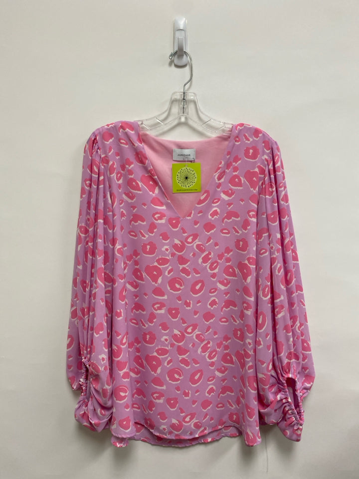 NWT Size L Pink White Animal Print Ladies Top