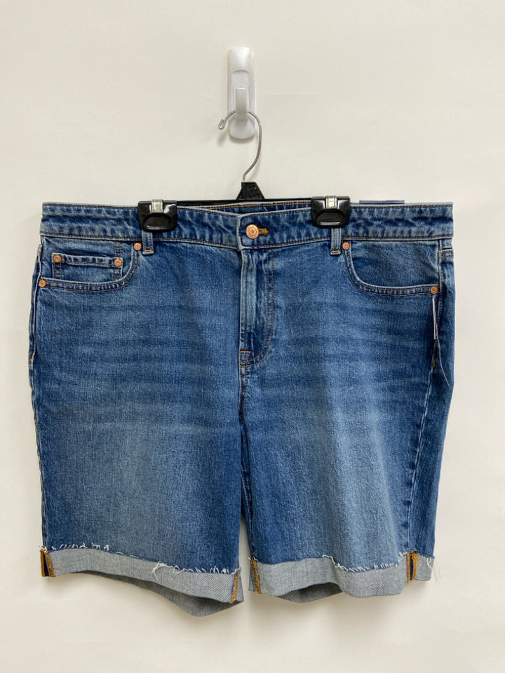 NWT Talbots Size 14P Faded Denim Petite Shorts
