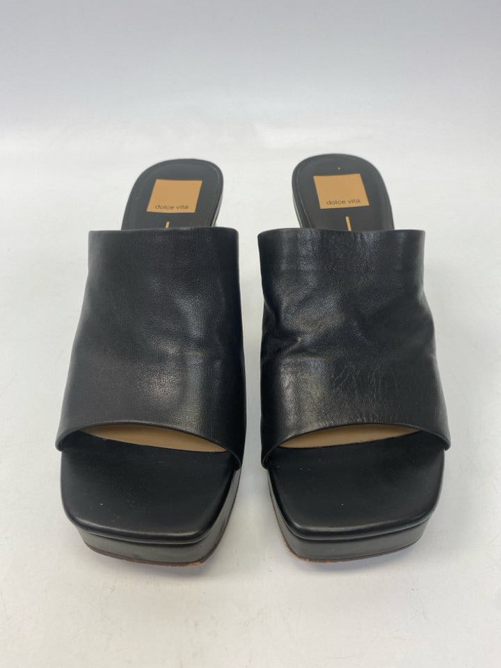 Dolce Vita  Size 9.5 Black Sandals